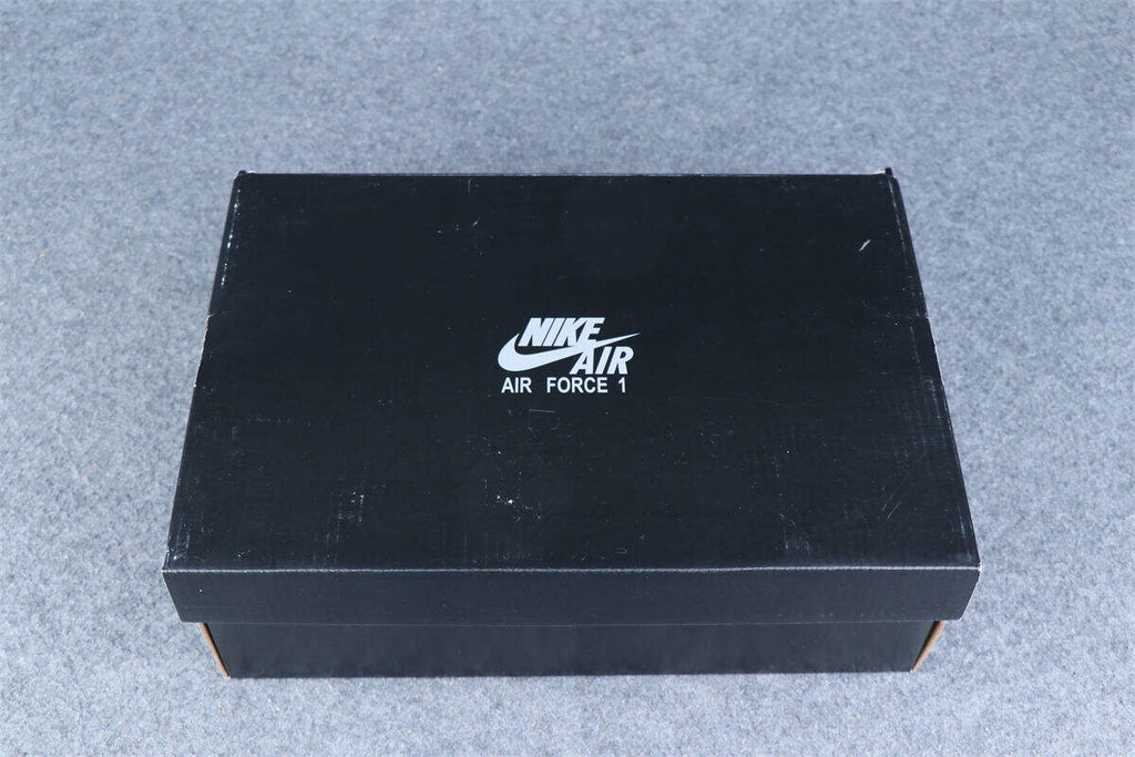 Air Force 1 '07 LV8 'Overbranding'