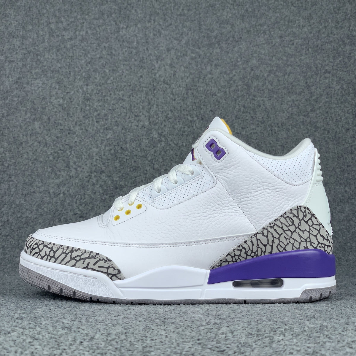 Air Jordan 3 Retro 'Kobe Pack'