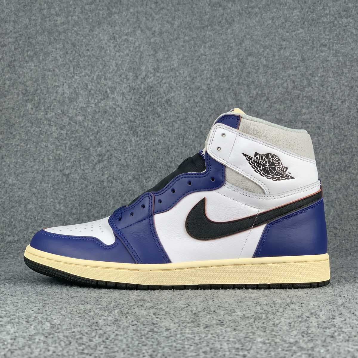 Air Jordan 1 Retro High OG Rare Air 'Deep Royal Blue'